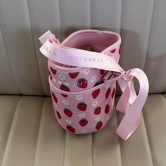 Limited Edition Strawberry Hydrojug Sleeve Pink drink holder Hearts Collection - Picture 3 of 8